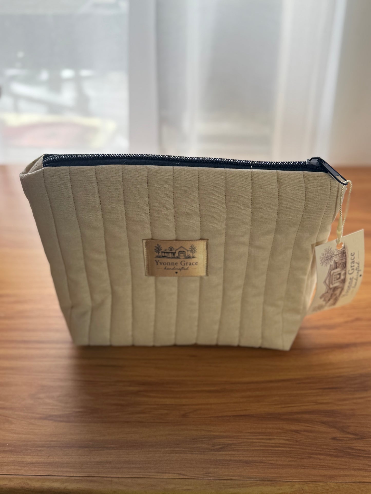 Carryall - Beige & Blue Floral