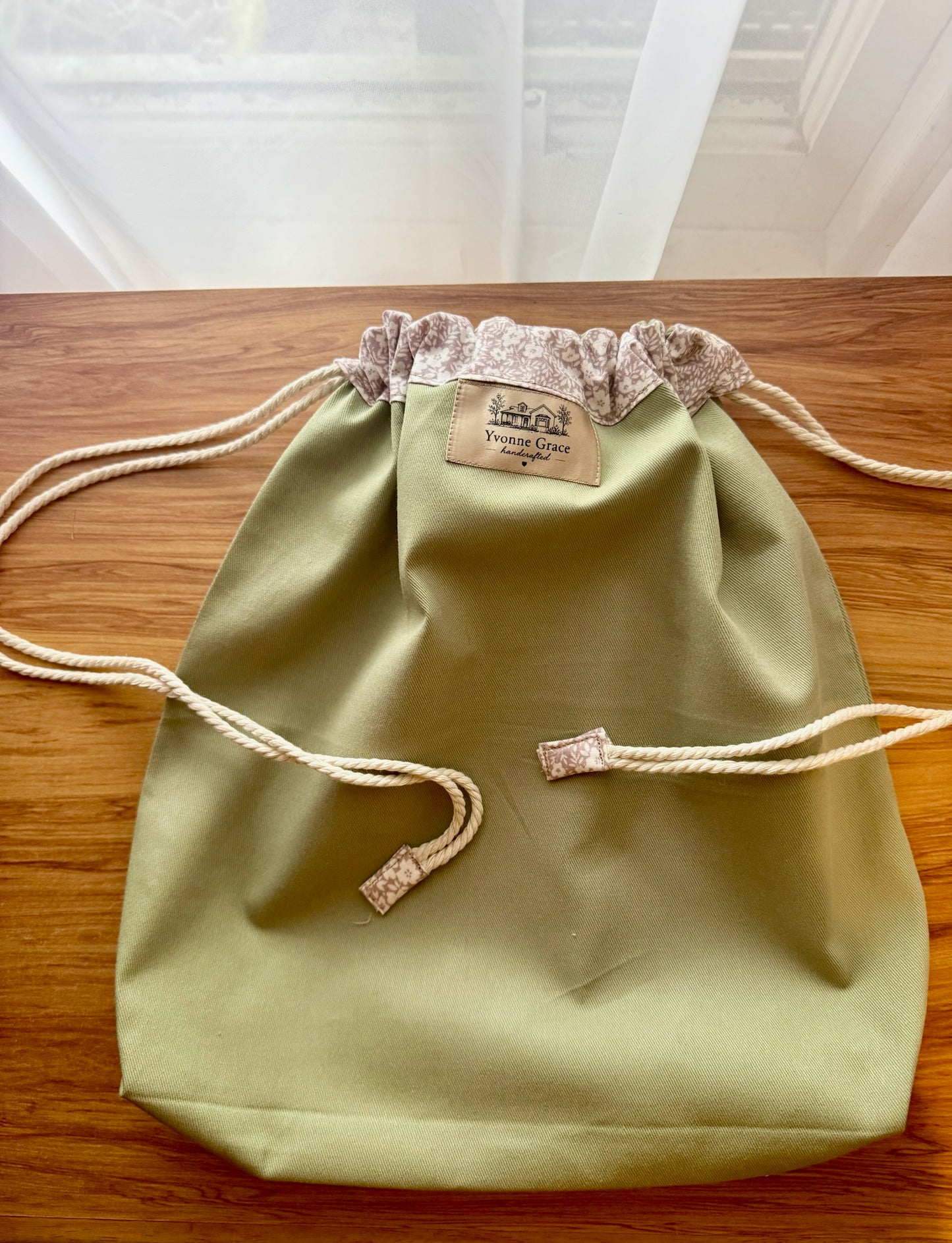 Loaf Keeper- Sage & Taupe Floral
