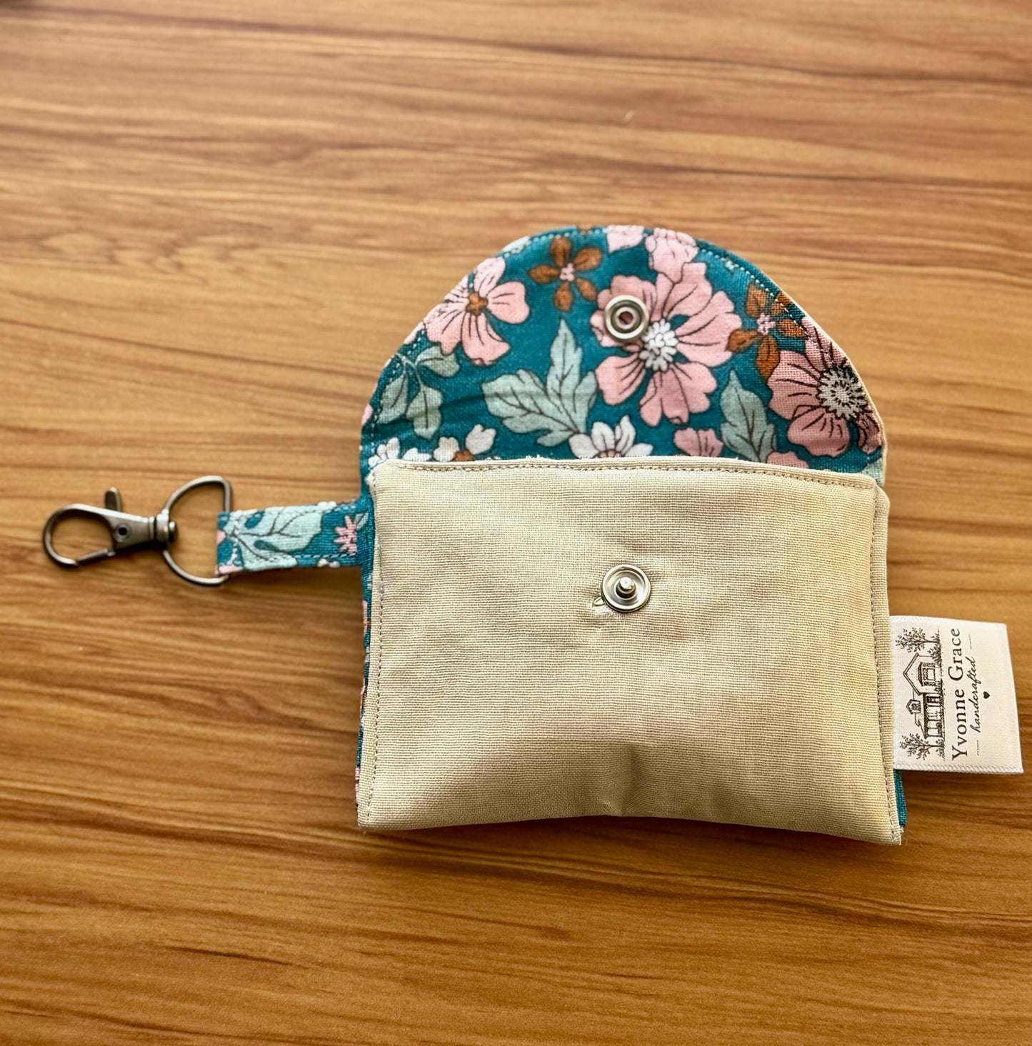 Petite Pouch- Beige & Floral.