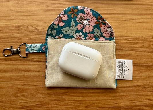 Petite Pouch- Beige & Floral.