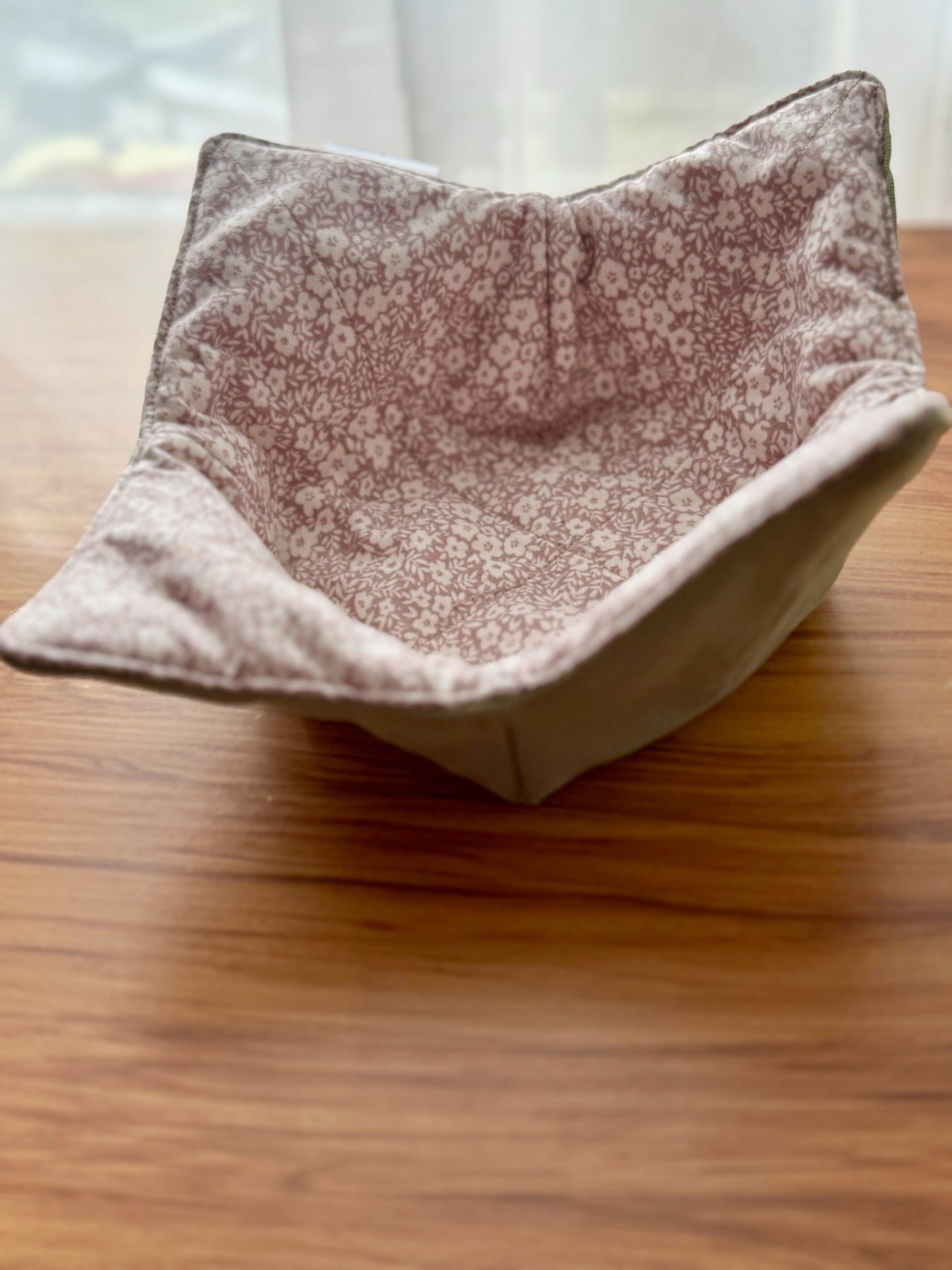 Bowl cozy -Sage & Taupe Floral