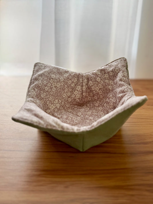 Bowl cozy -Sage & Taupe Floral